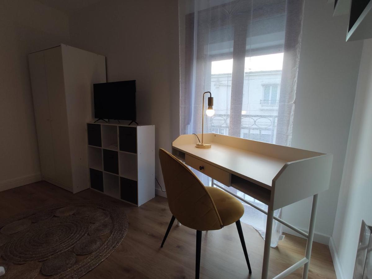 Residence Beaudelot Saint-Saulve ภายนอก รูปภาพ