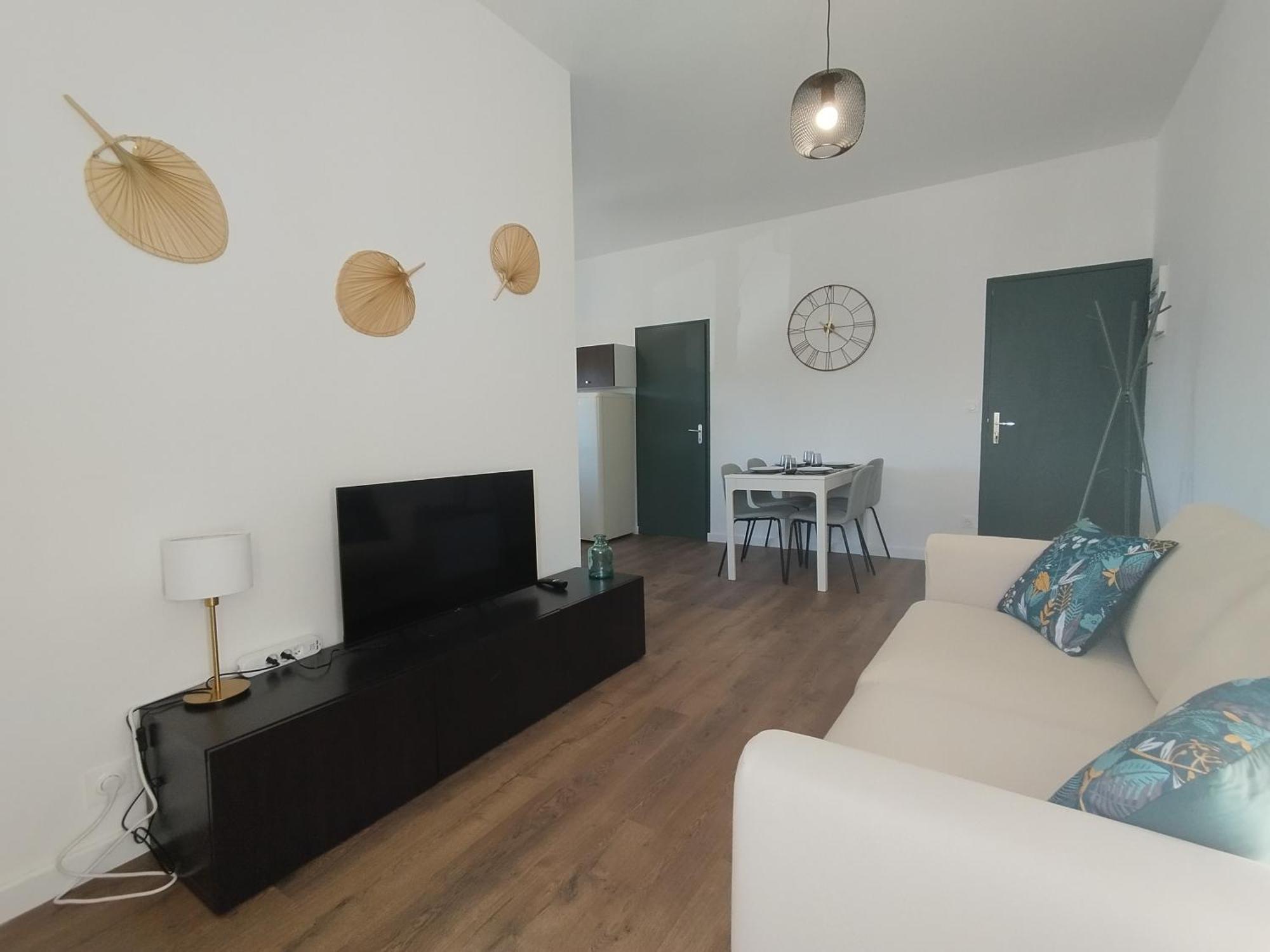 Residence Beaudelot Saint-Saulve ภายนอก รูปภาพ